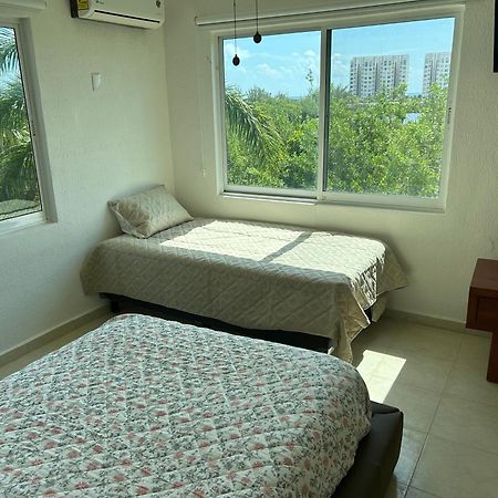 Estudio Con Bano Privado Para Tres Personas En Puerto Cancún Eksteriør bilde